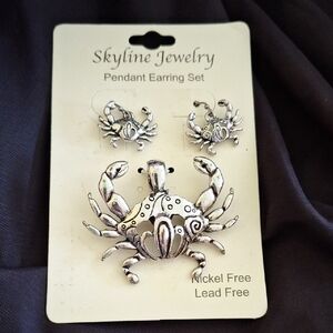 Silver Crab Pendant Earring Set